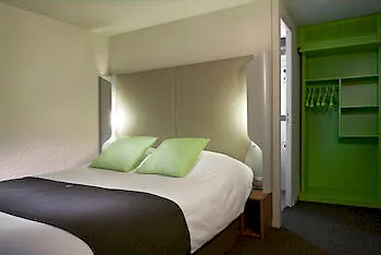 Hotell Campanile - Geneve Annemasse