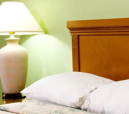 Campanile - Geneve Hotell 3*